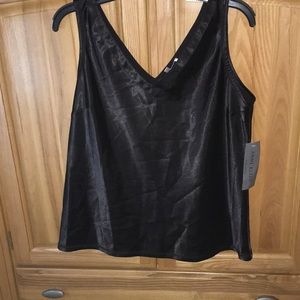 NWT Anne Klein V Neck Tank Large